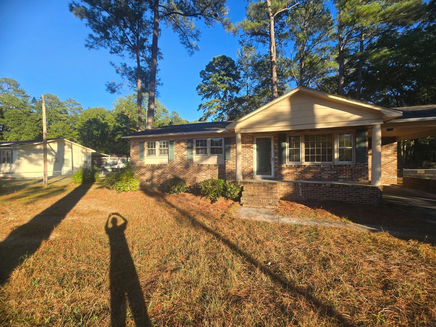 Florence House: 2990 Shadeland Cir