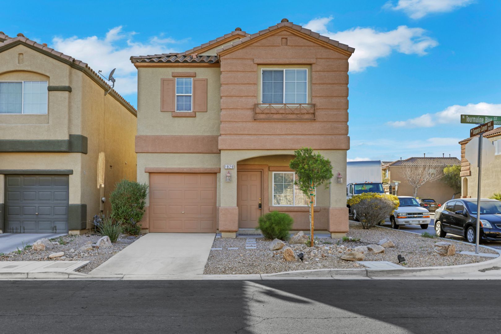 Las Vegas House: 1829 Tourmaline Blue