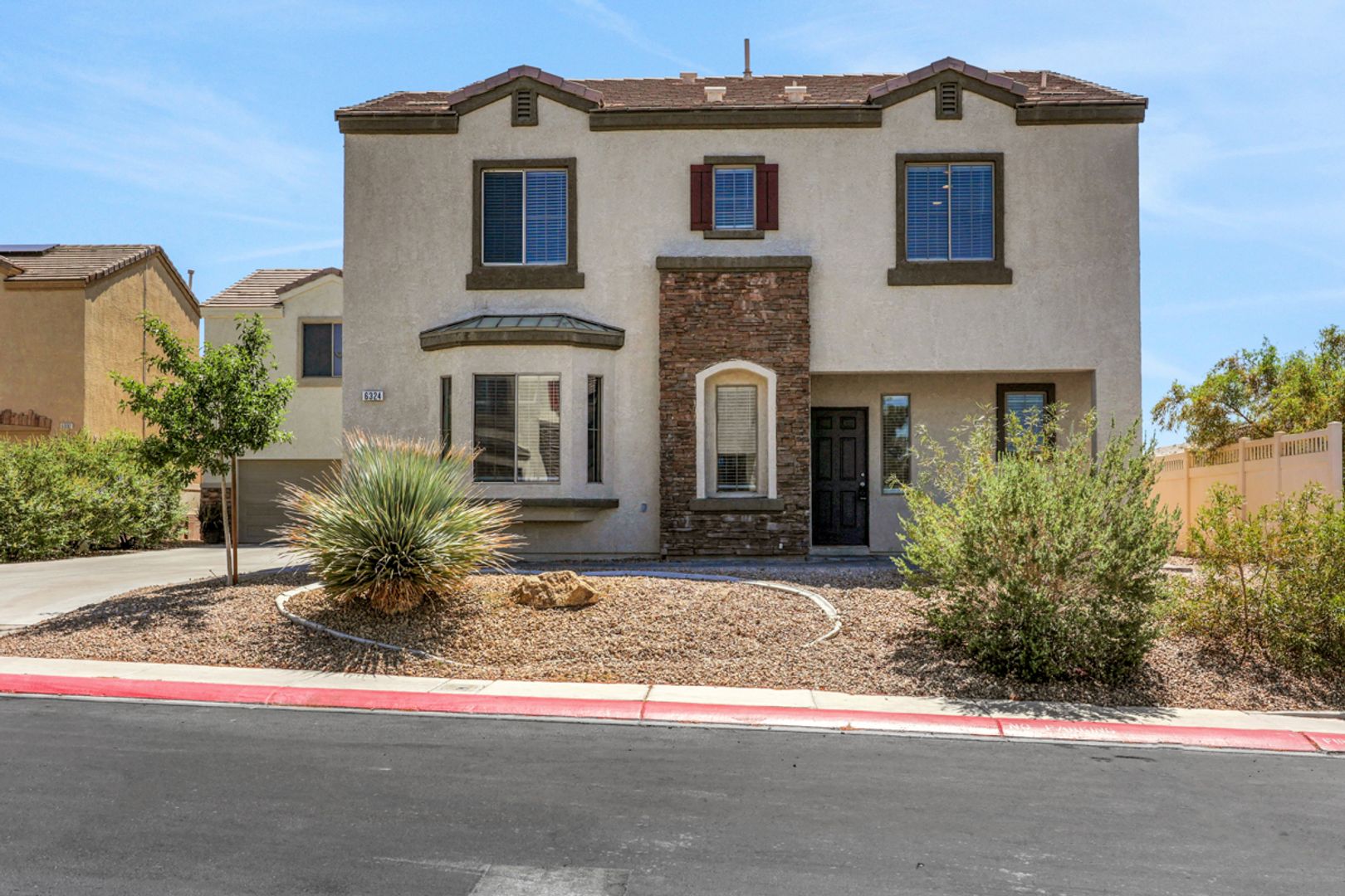 N Las Vegas House: 6324 Aloha Sue St