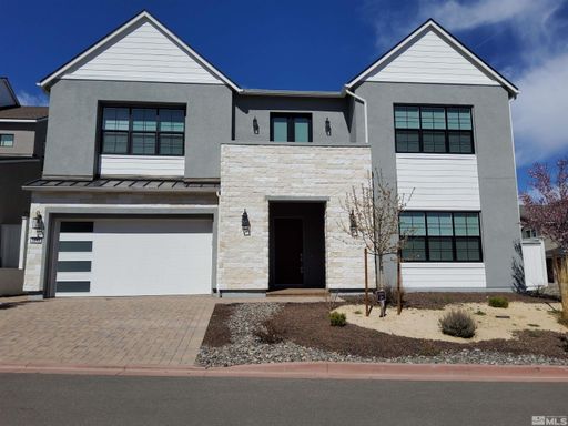 Amazing 5 Bedroom, 6 Bath Home in Gated Community – photo 1