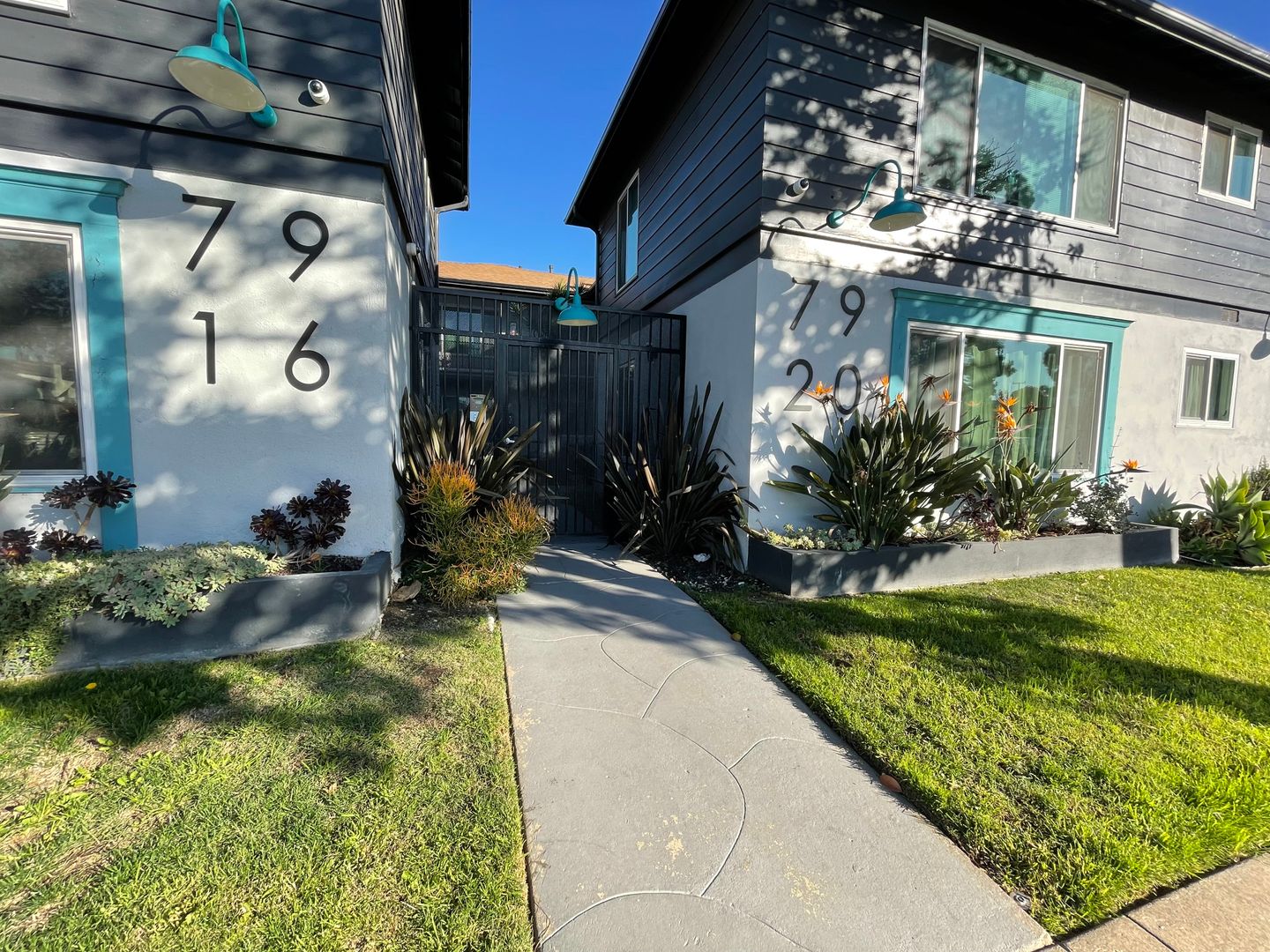 Inglewood Apartment: 7916-7920 Crenshaw Blvd