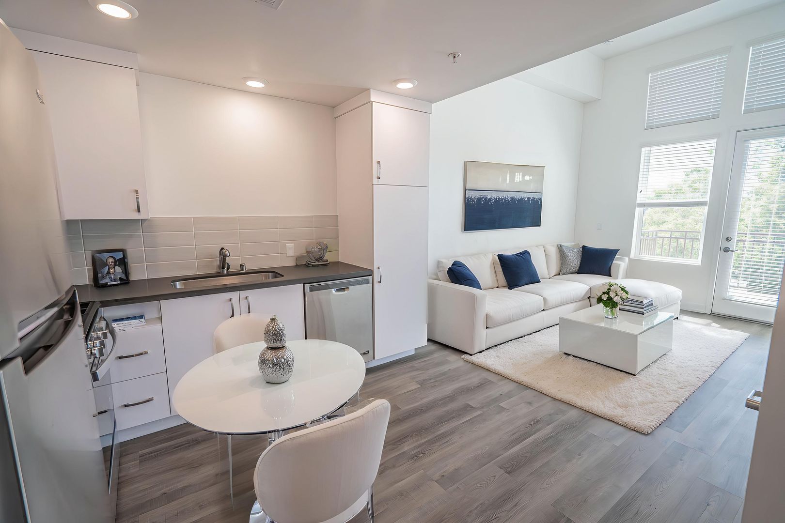 Valencia Apartment: 26701 McBean Parkway