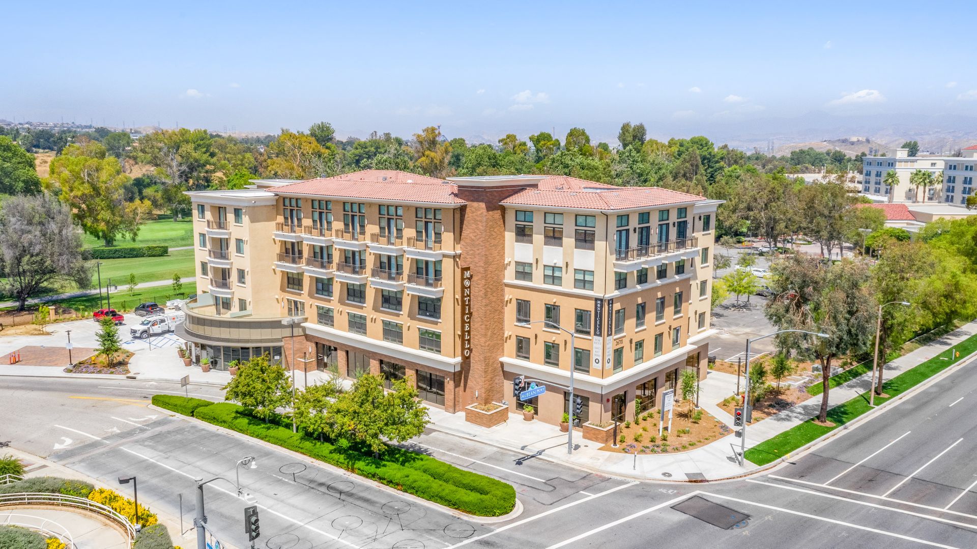 Valencia Apartment: 26701 McBean Parkway