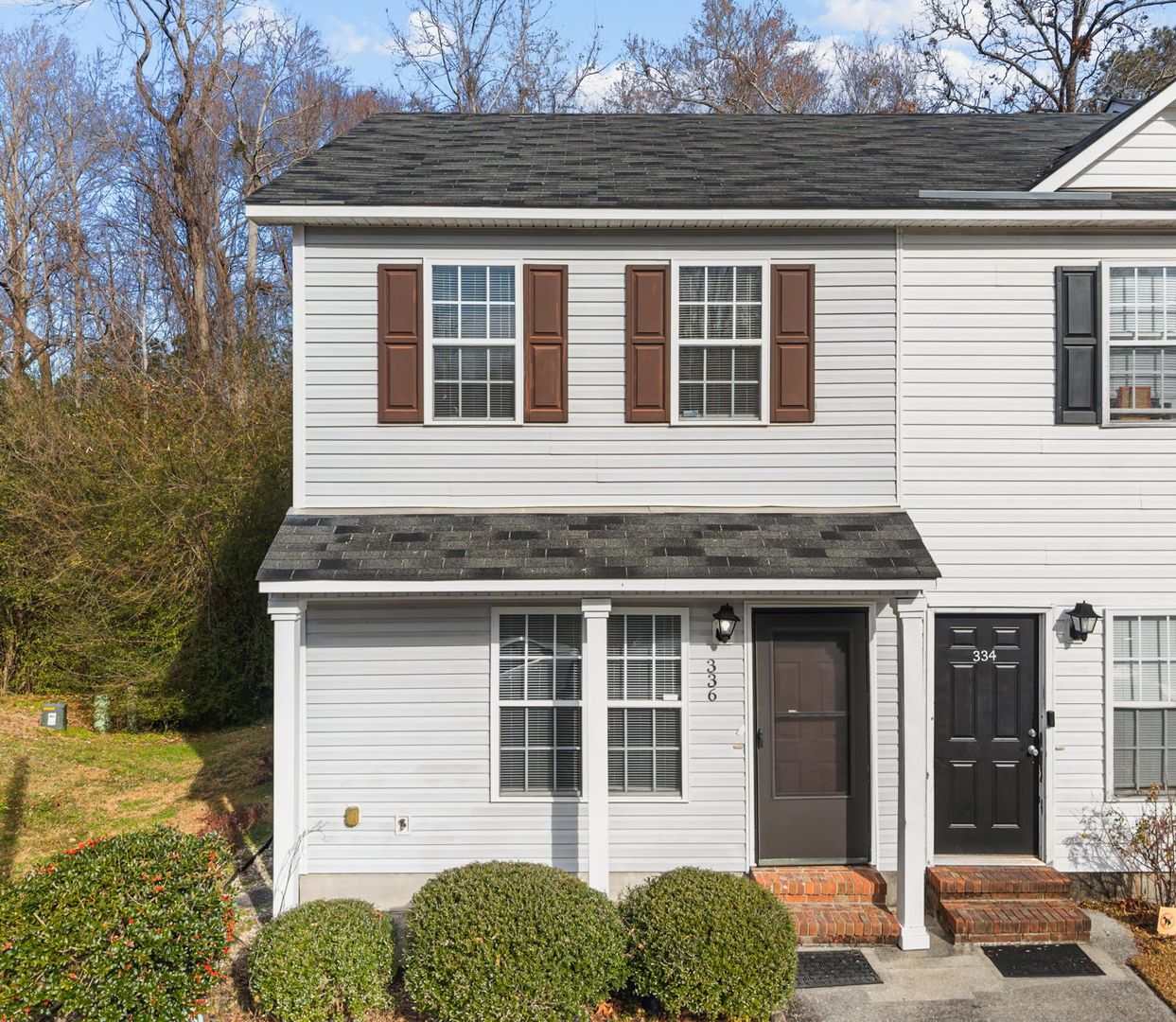 Jacksonville House: 336 Bracken Place