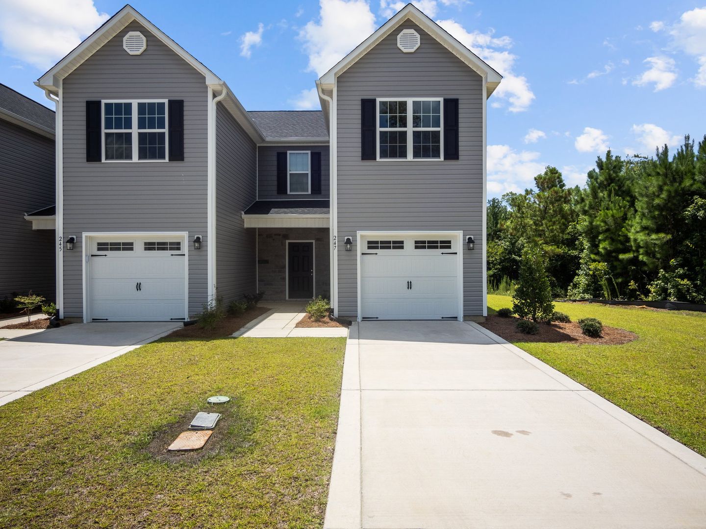 Jacksonville Townhome: 247 Verrazzano Lane