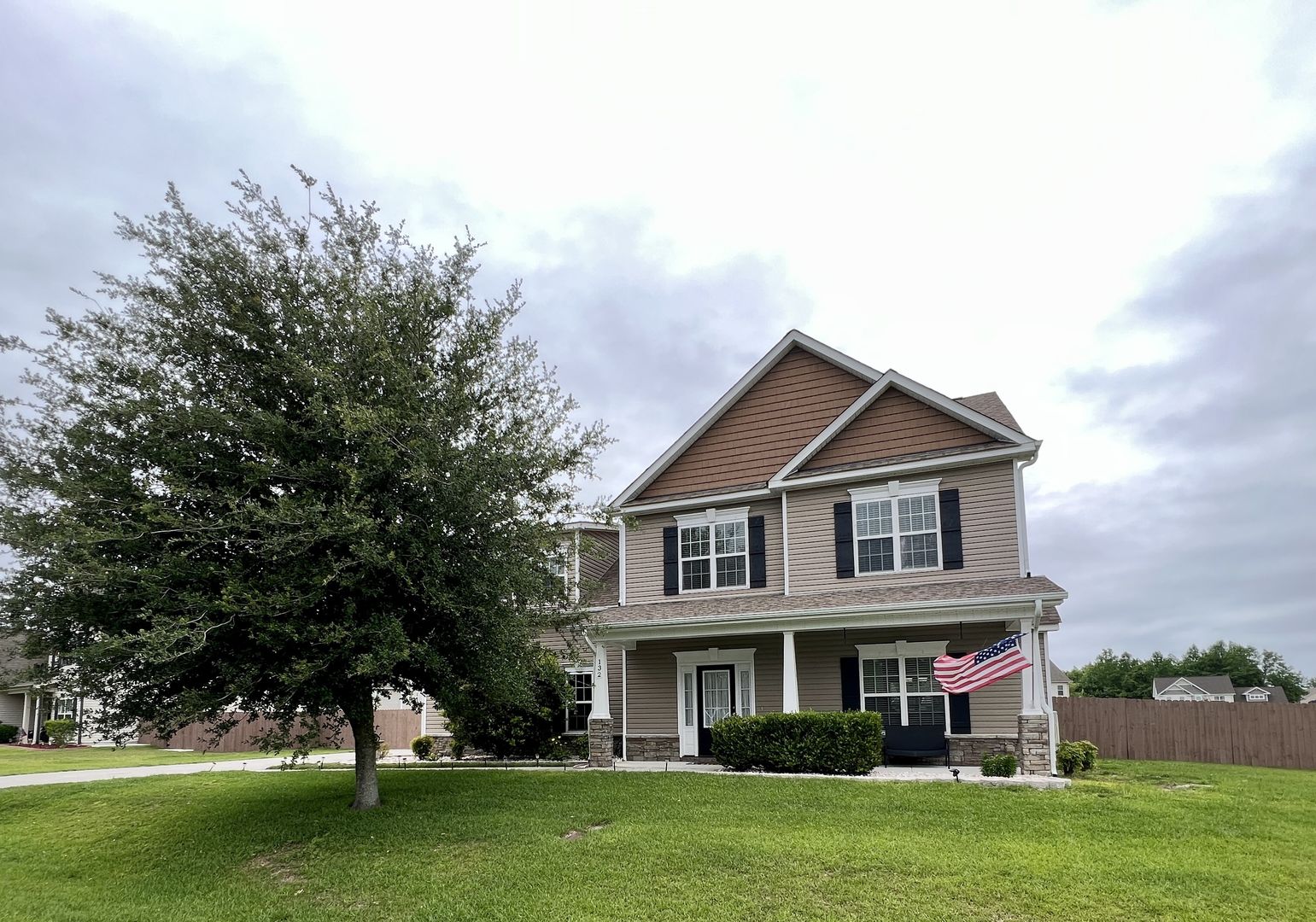 Jacksonville House: 132 Foggy River Way