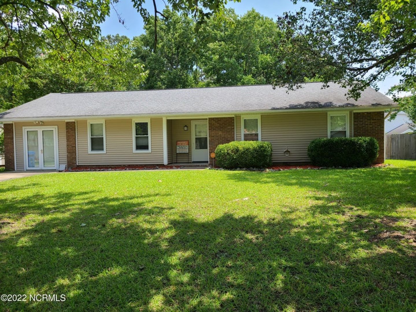 Jacksonville House: 1302 Kevin Court