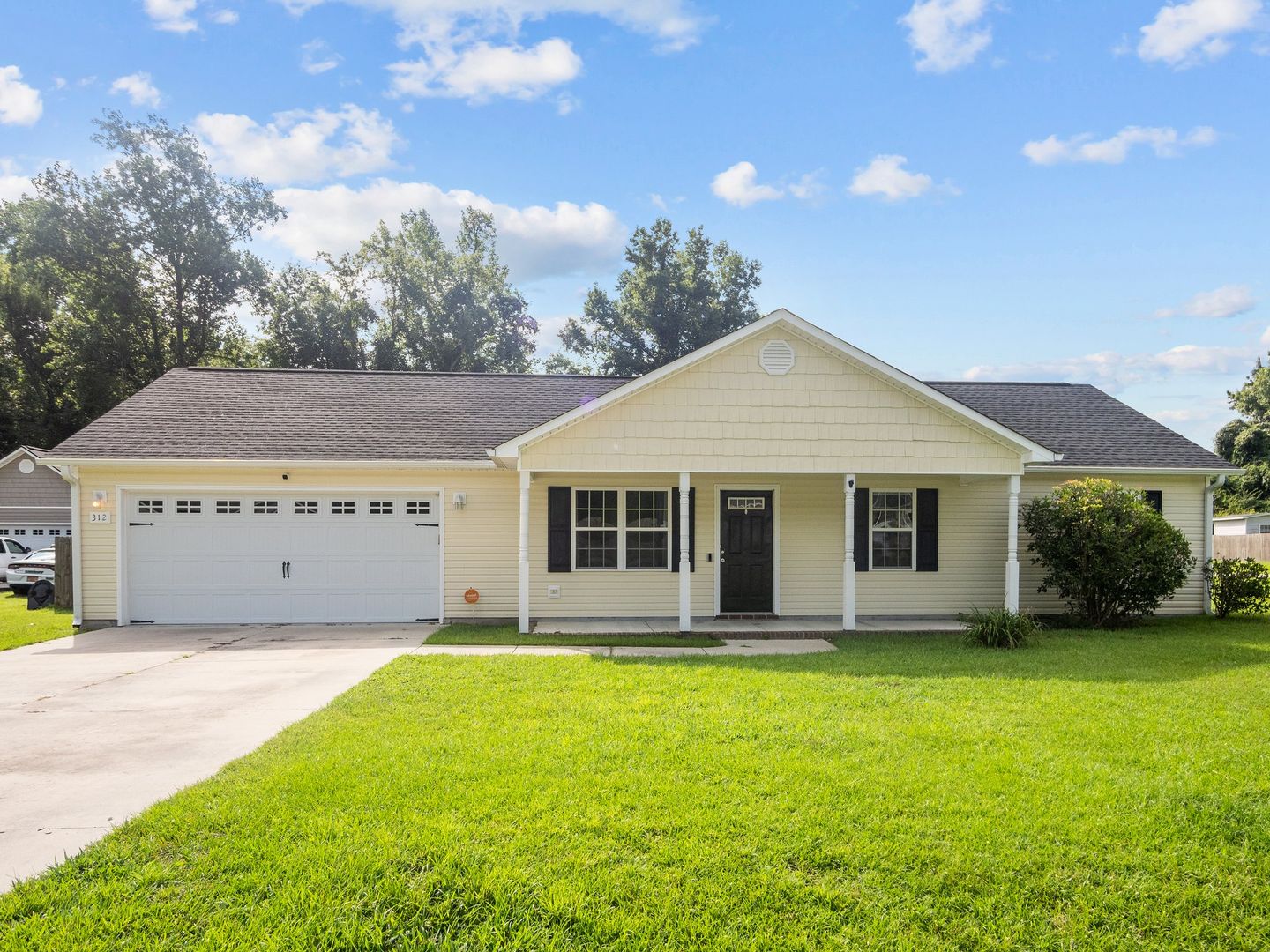 Jacksonville House: 312 Reid Ct N