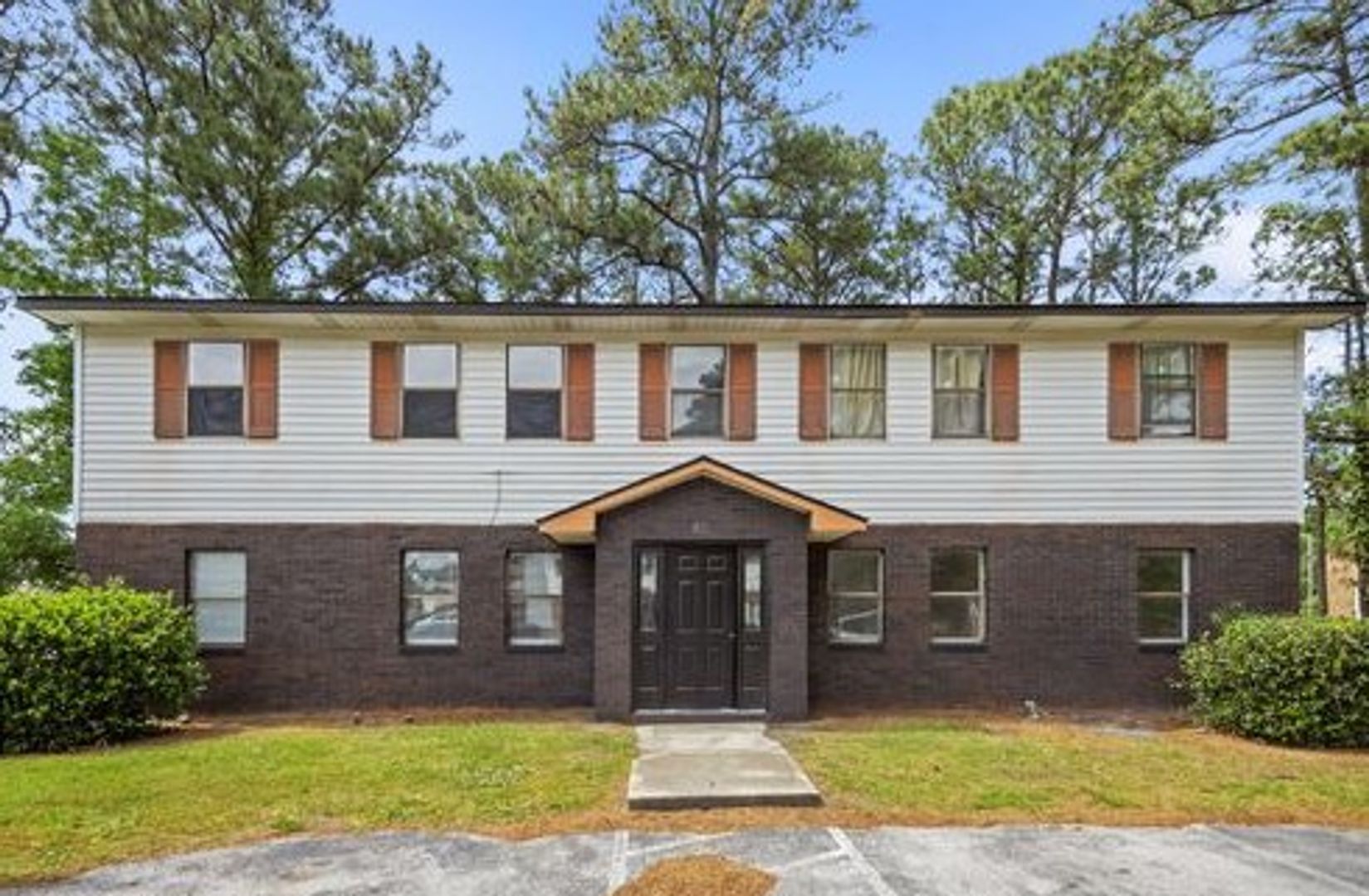 Jacksonville Apartment: 110 Ravenwood Dr