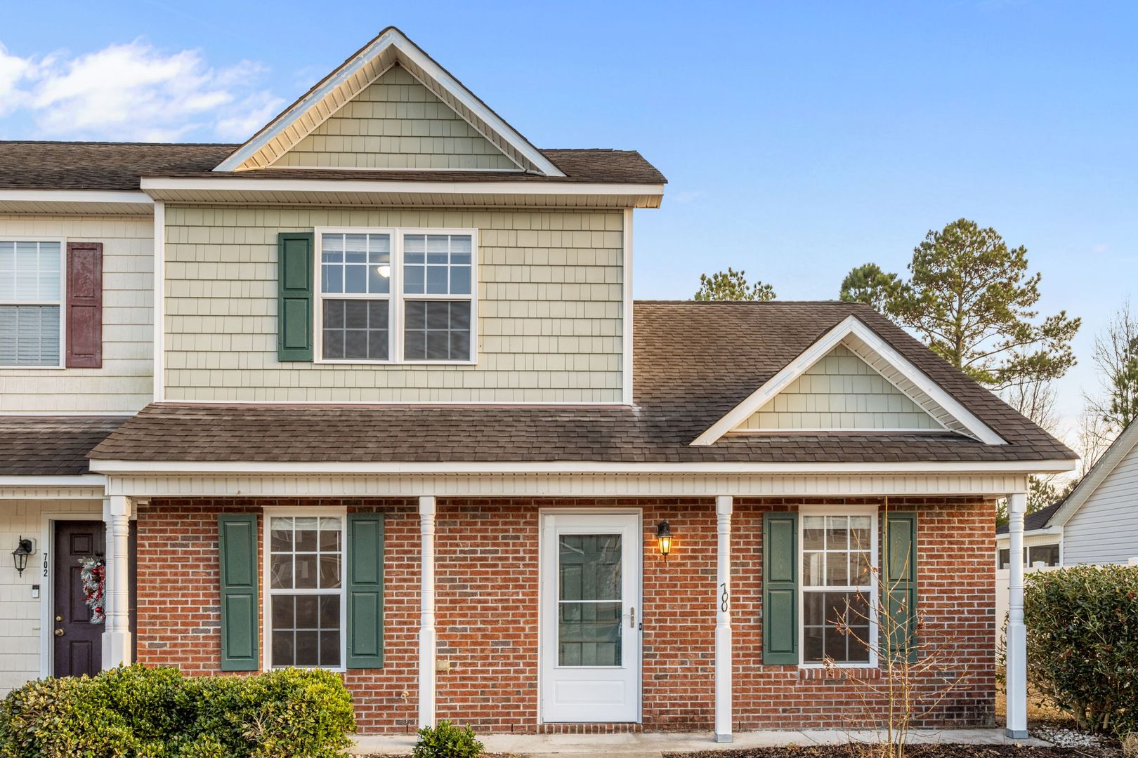 Jacksonville House: 700 Streamwood Drive