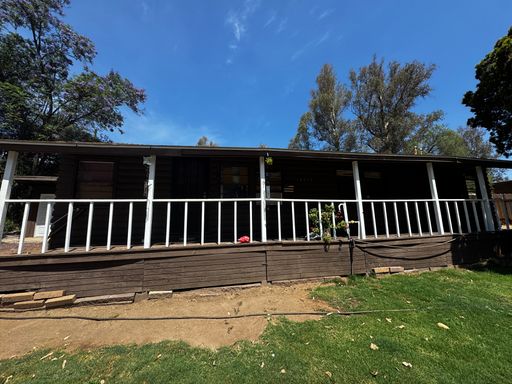2 Bedroom in Lake Jennings area – photo 1