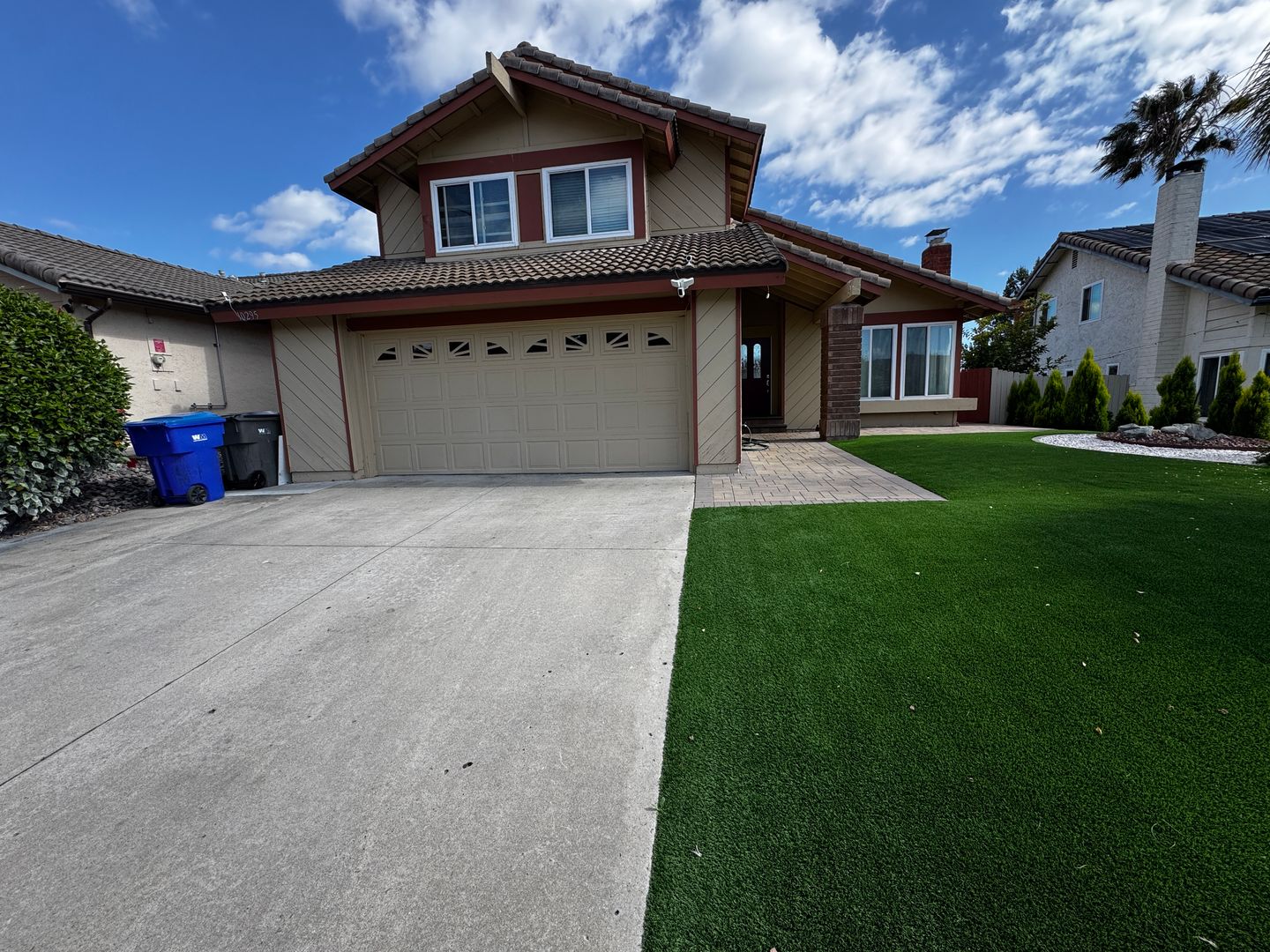 Spring Valley House: 10295 Moorpark St