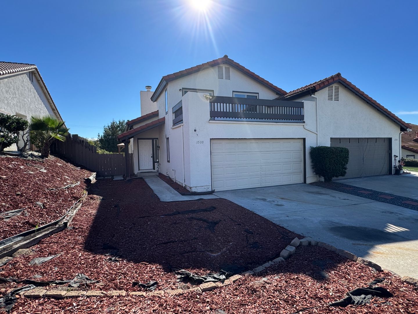 El Cajon House: 1533 Woodpine Dr