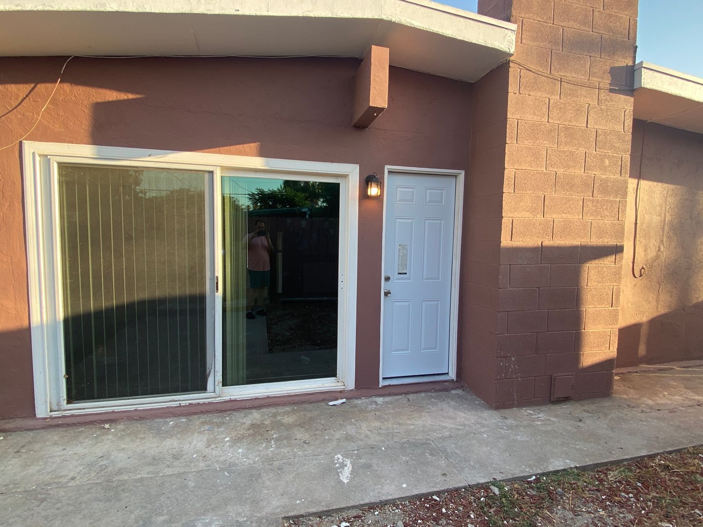 El Cajon Multiplex: 1382-1386 Ivory Ct