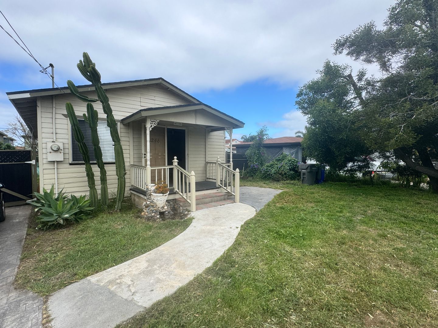 Imperial Beach House: 1248 Florence St