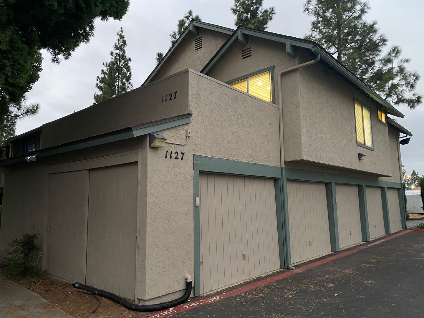 El Cajon Townhome: 1127 Decker Street