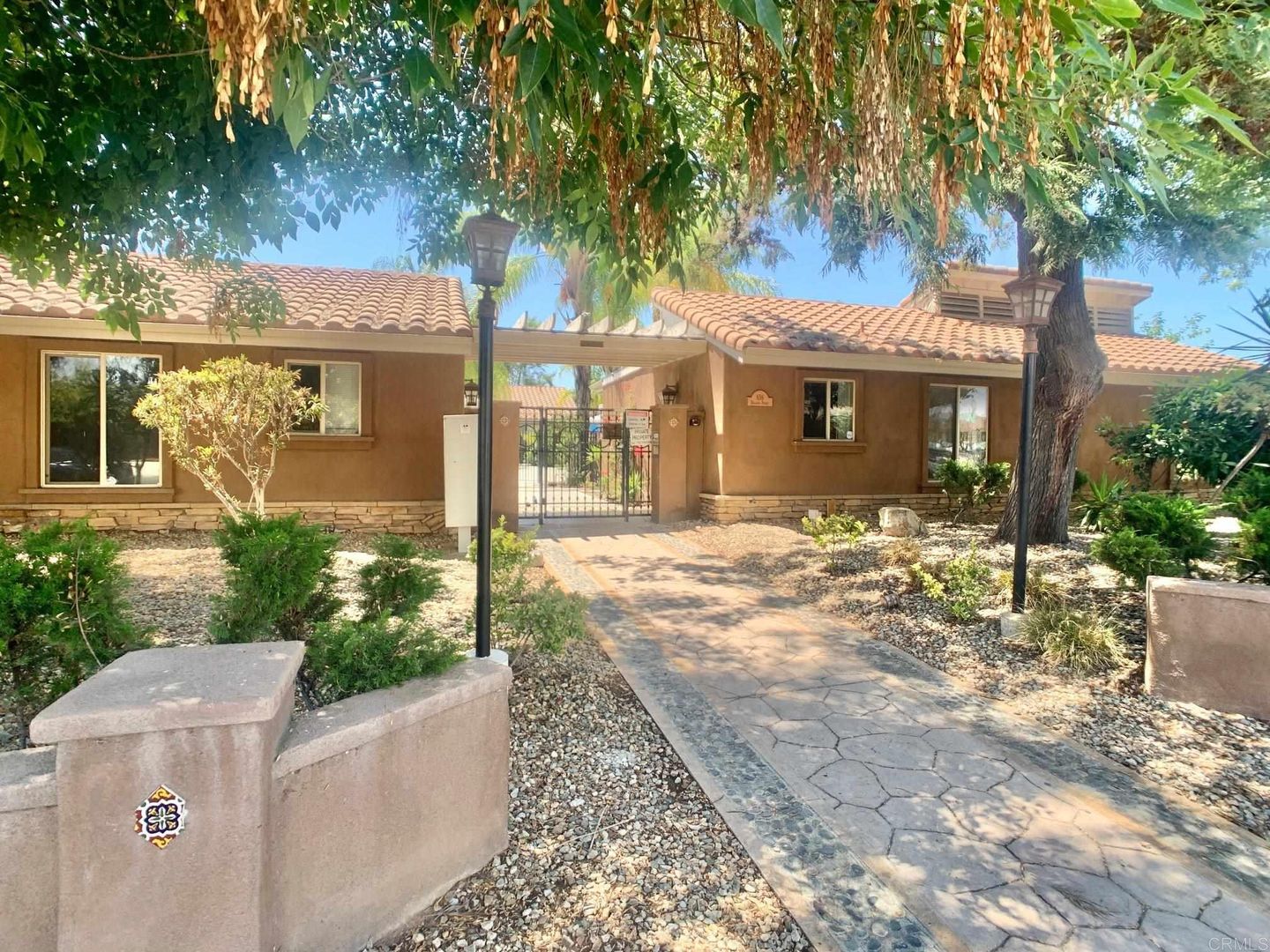 El Cajon Townhome: 656 Ballard Street