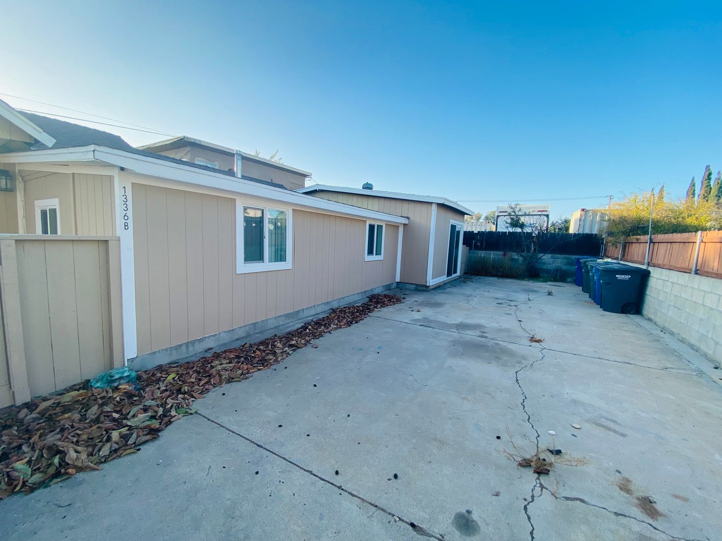El Cajon Apartment: 1336 Peach Ave