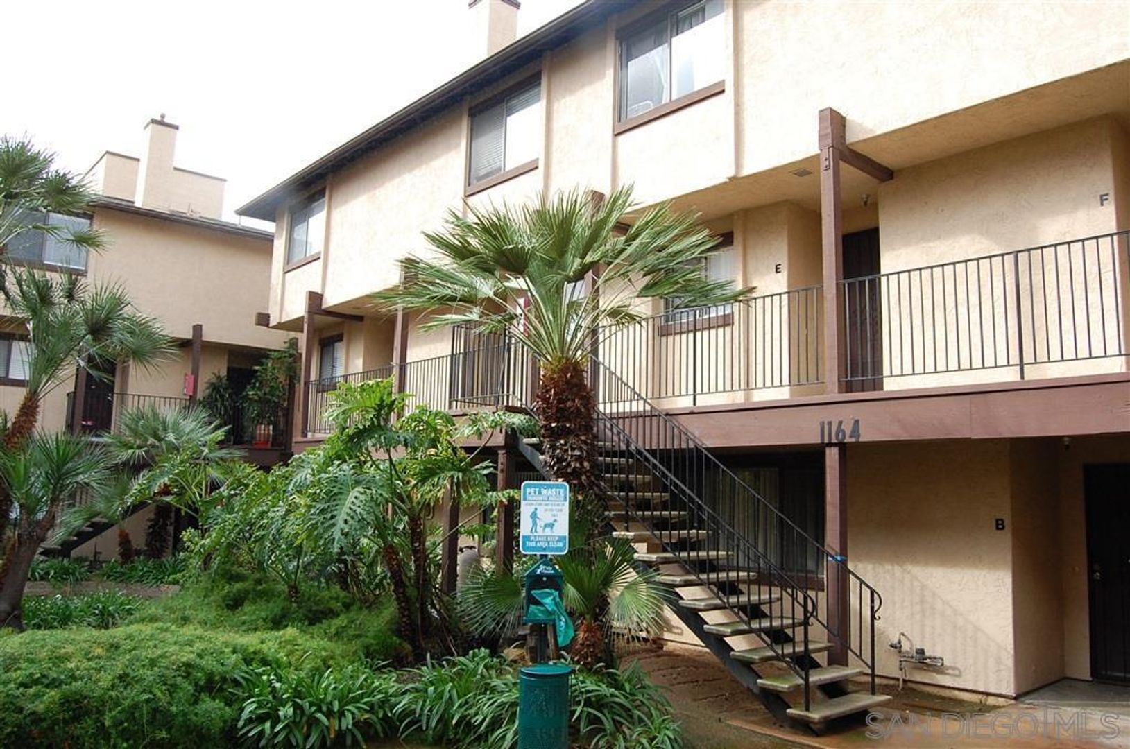 El Cajon Townhome: 1166 Decker Street Unit C