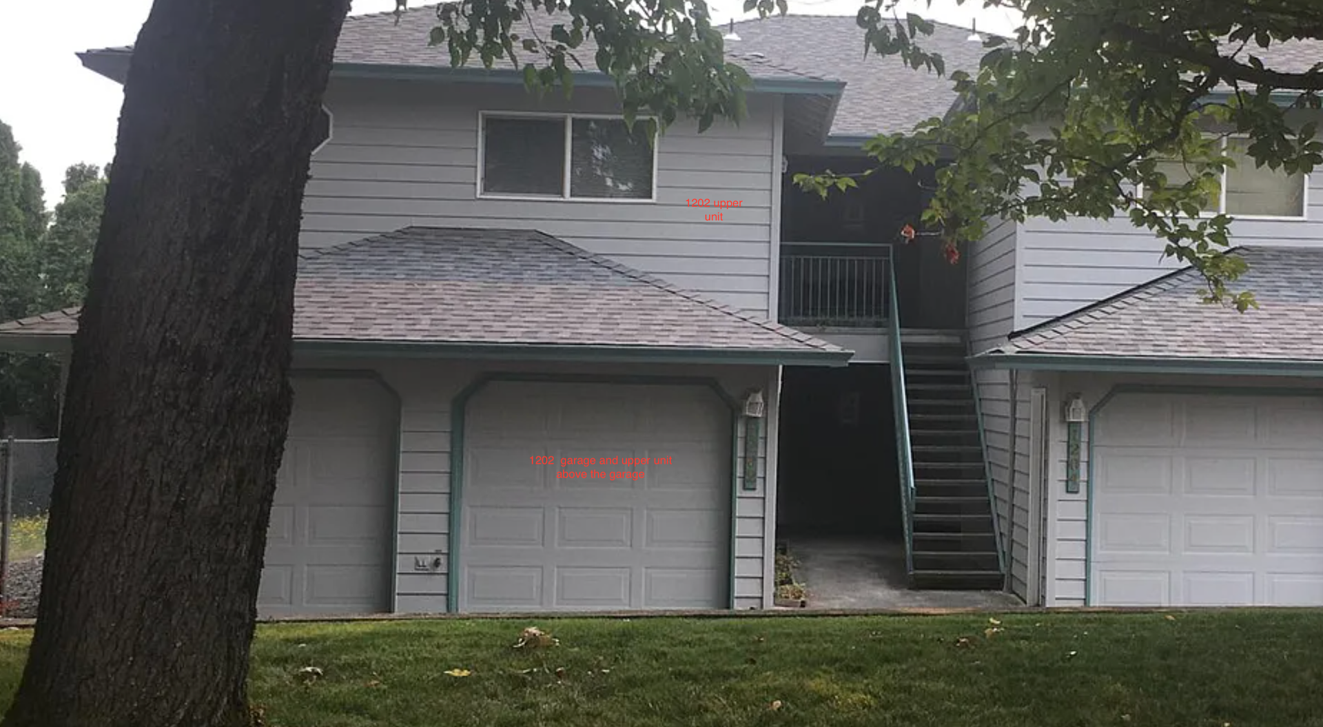 Large Renovated upstairs 2-bed 1-bath (approx. 1347 sq. feet) 2 of 12