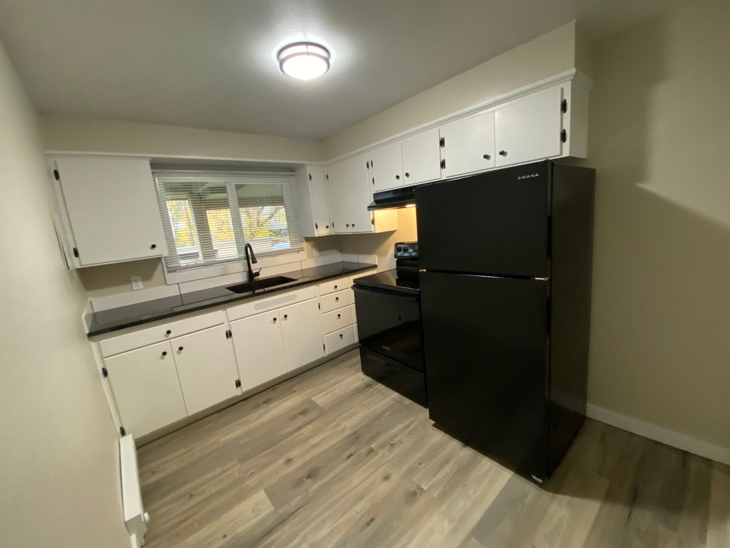 Spokane Apartment: 1805 W 8th Ave Apt 7