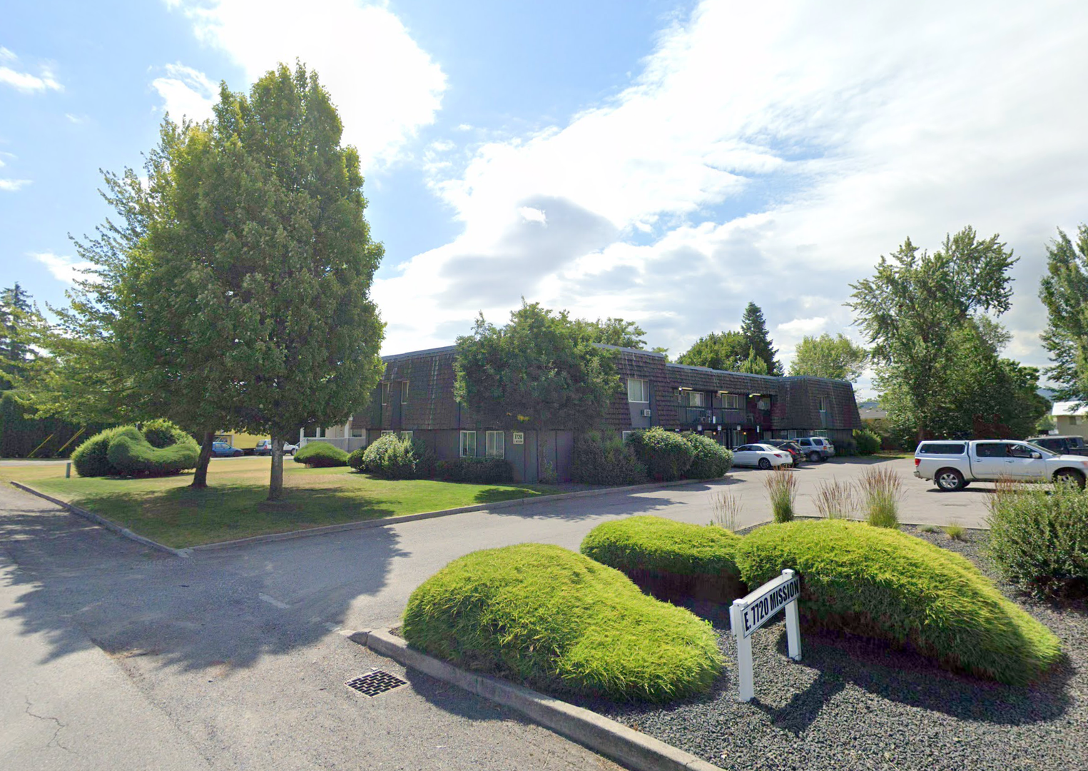 Spokane Valley Apartment: 7720 E Mission Ave