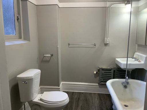 Listing photo thumbnail