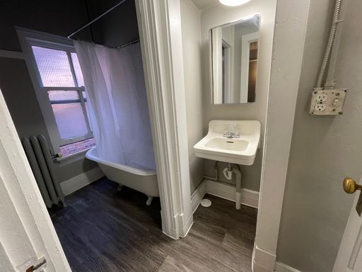 Listing photo thumbnail