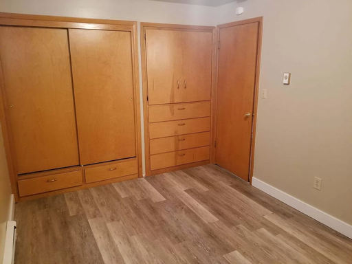 Listing photo thumbnail