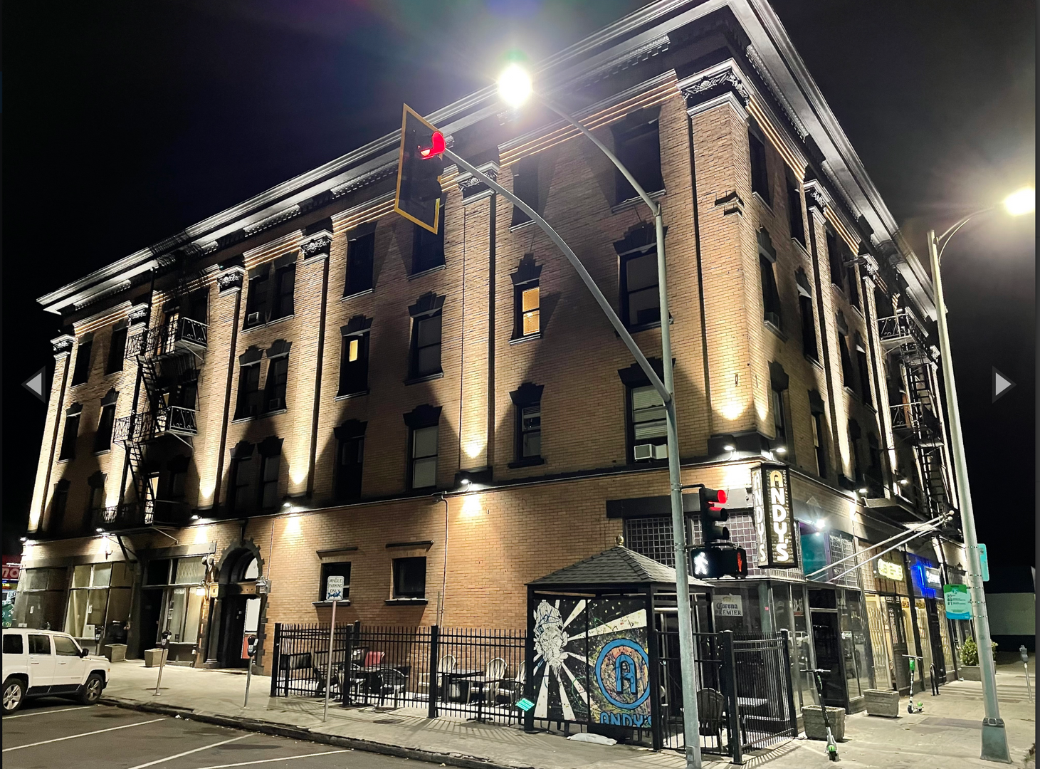 Spokane Apartment: 106 S Cedar St