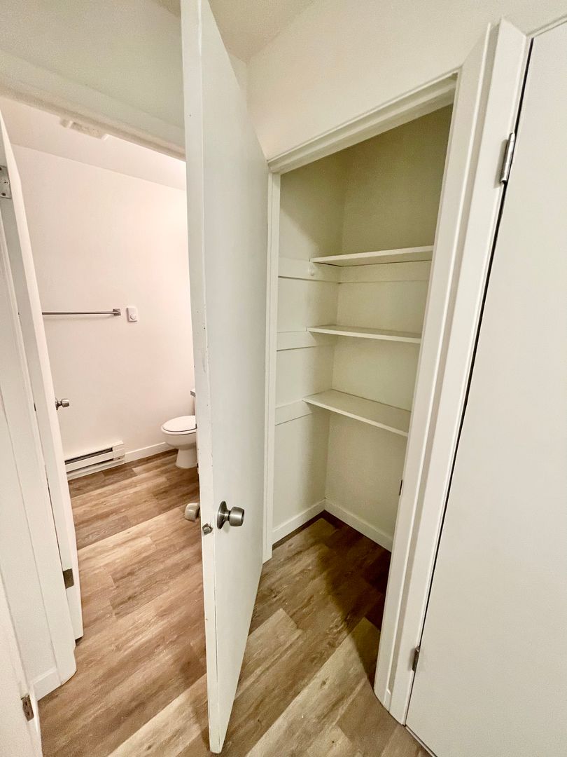 Pine Villa Apartments 9 of 12