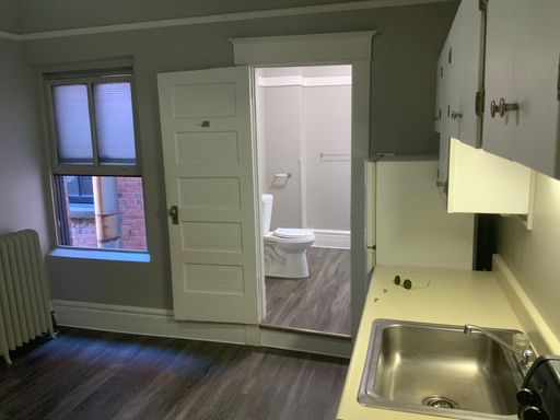 Listing photo thumbnail