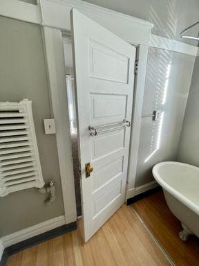 Listing photo thumbnail