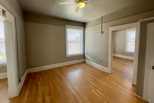 Listing photo thumbnail