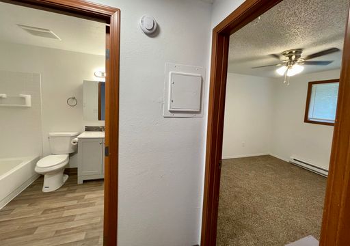 Listing photo thumbnail