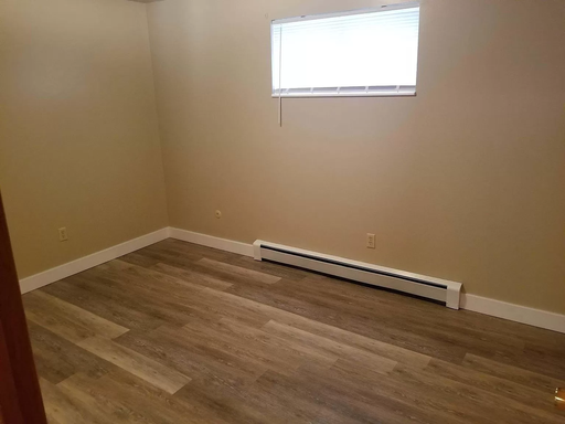 Listing photo thumbnail