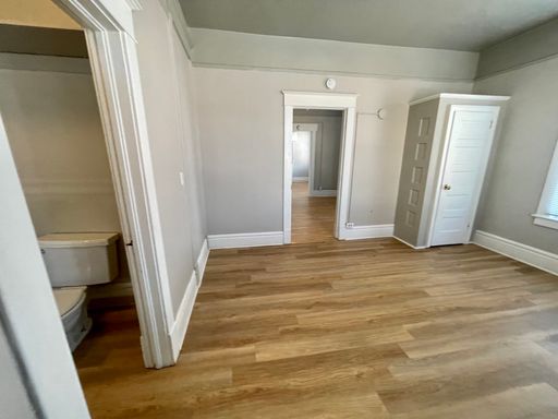 Listing photo thumbnail