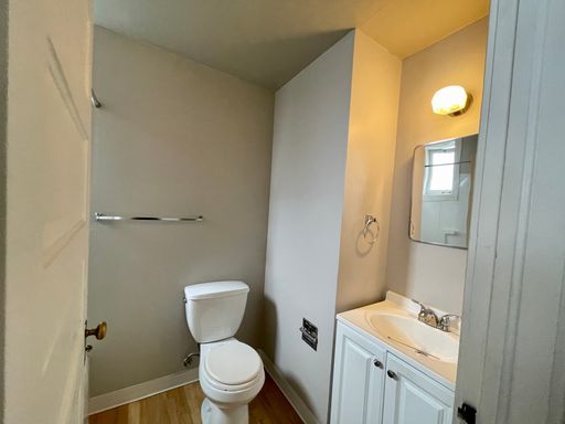 Listing photo thumbnail