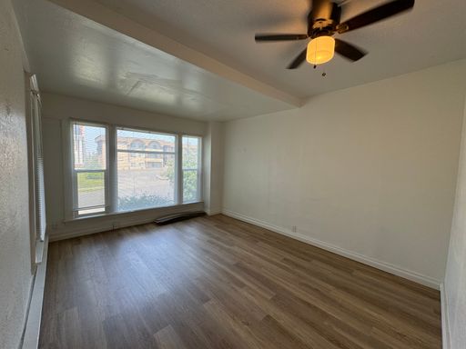 Listing photo thumbnail