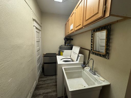 Listing photo thumbnail