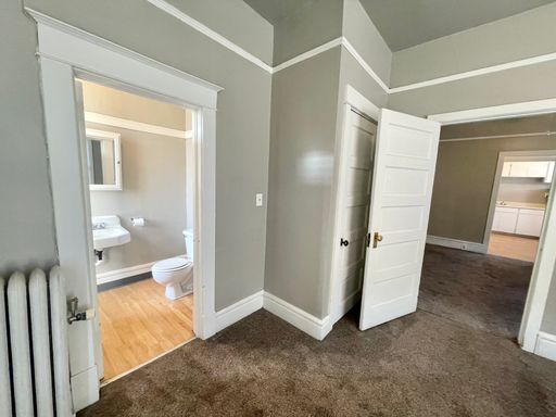Listing photo thumbnail