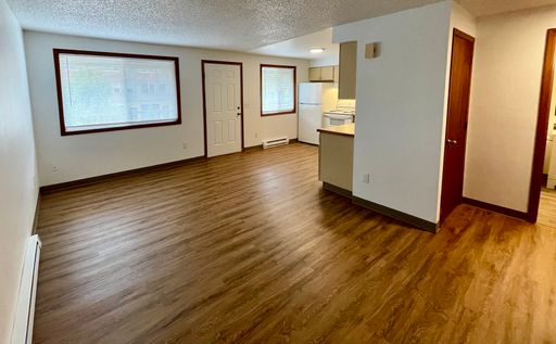 Listing photo thumbnail