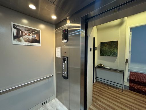 Listing photo thumbnail