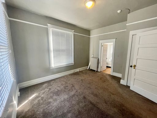 Listing photo thumbnail