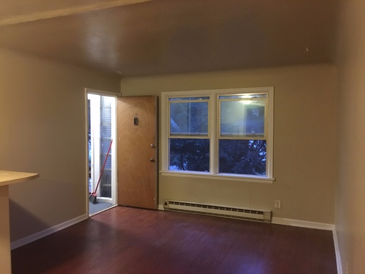 Listing photo thumbnail