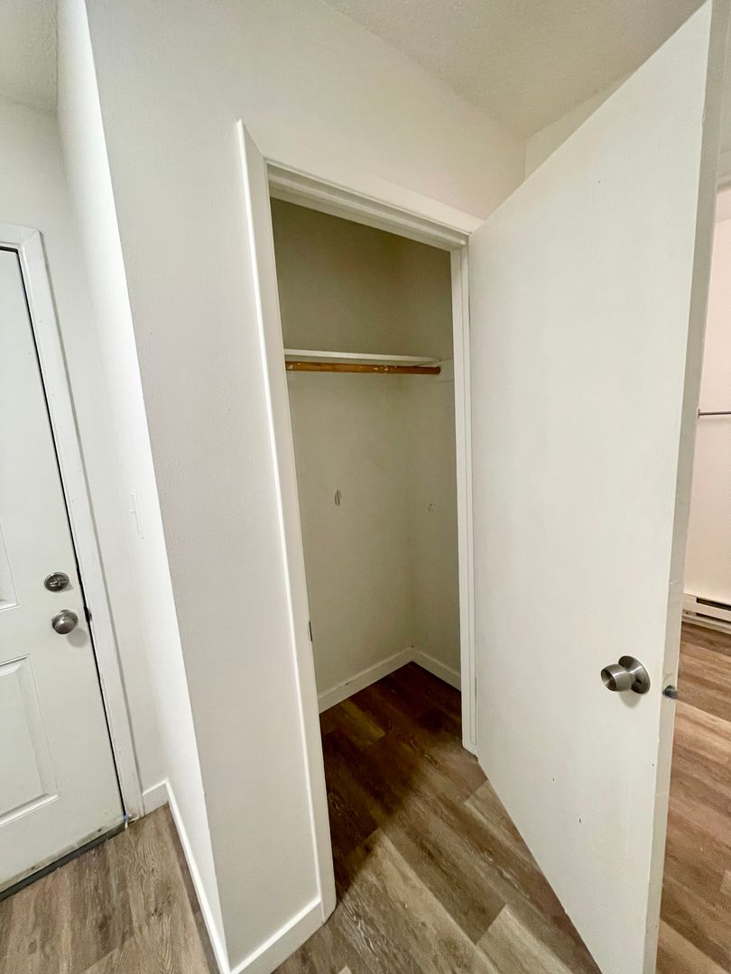 Pine Villa Apartments 8 of 12