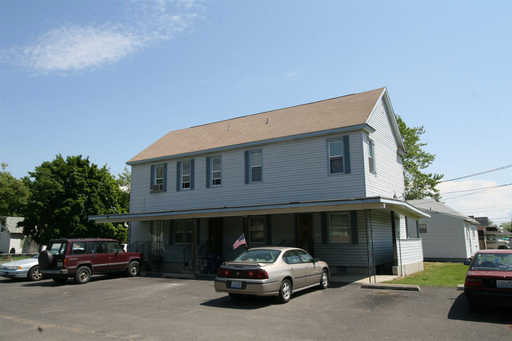 Listing photo thumbnail