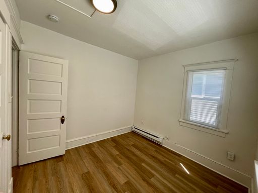 Listing photo thumbnail