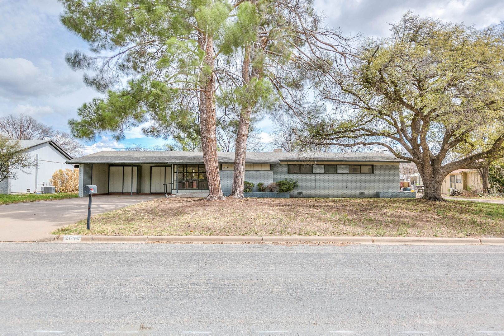 San Angelo House: 2618 A&M