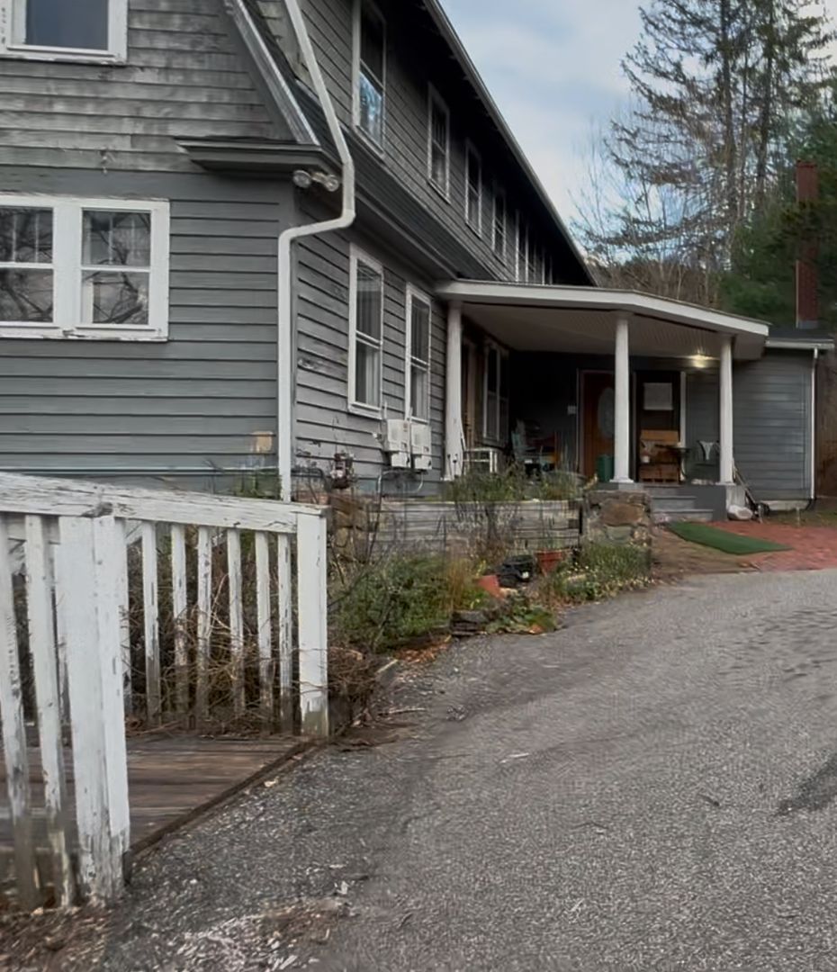 Moodus Apartment: 173 Leesville Road